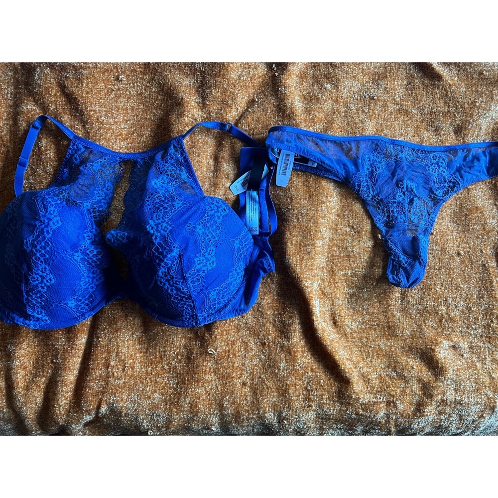 NWT AdoreMe Keyhole bra and thong set